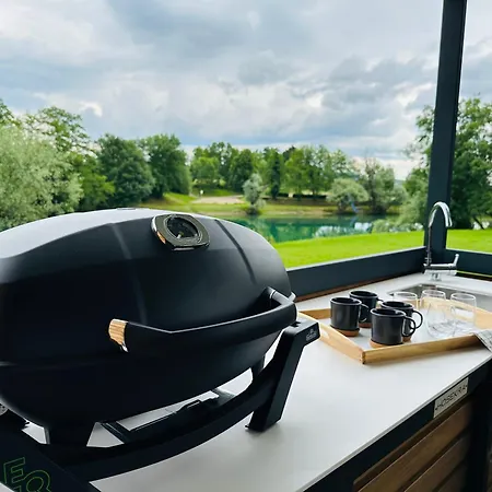 Big Berry Kolpa Metlika - Luxury Natura House